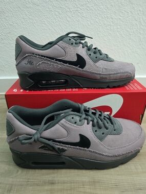 Nike Air Max 90 Grey/Charcoal Suede Sneakers